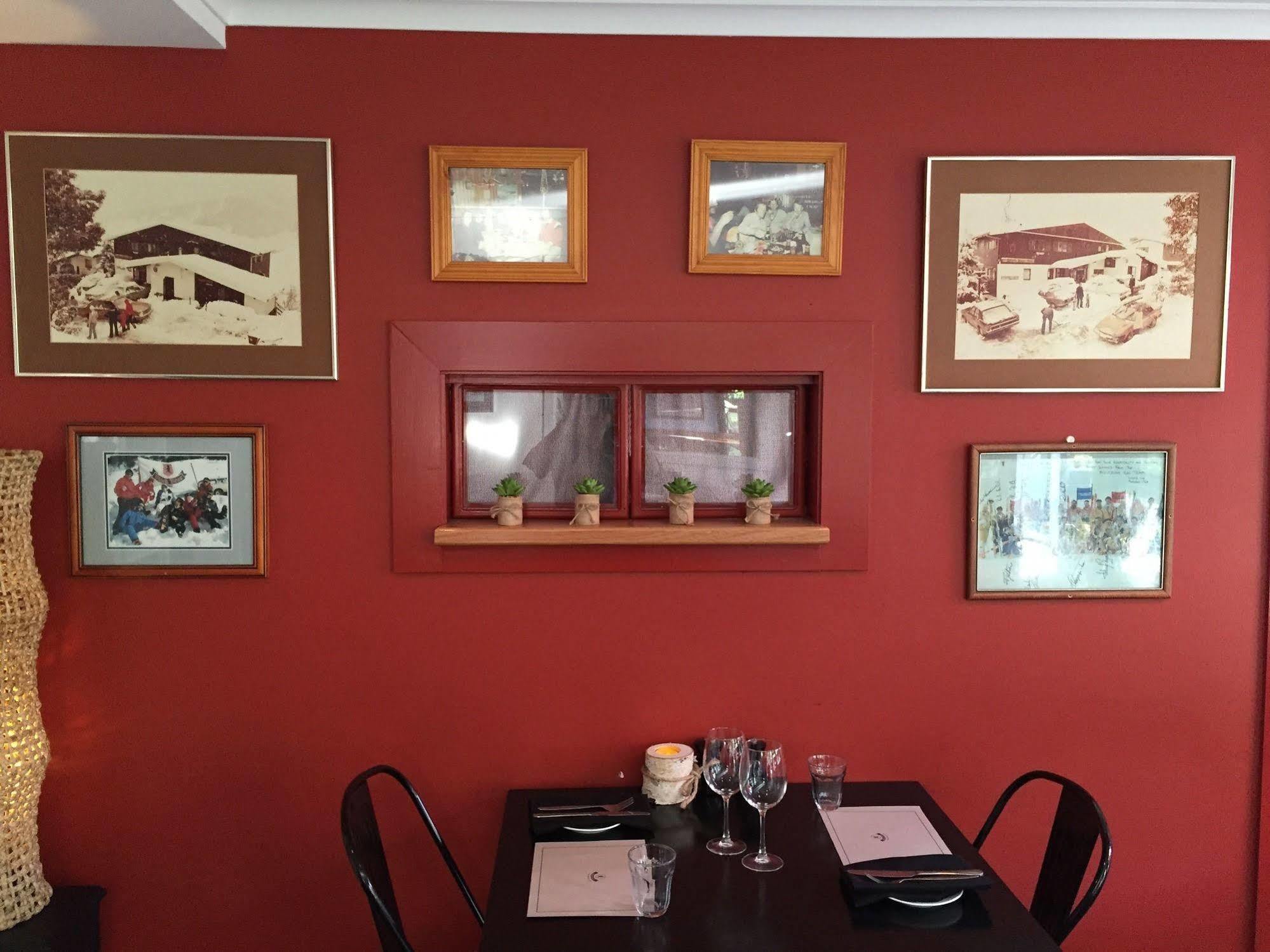 Black Bear Inn เทรดโบ ภายนอก รูปภาพ